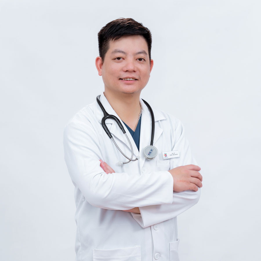 Bác sĩ Triệu Thế Mạnh