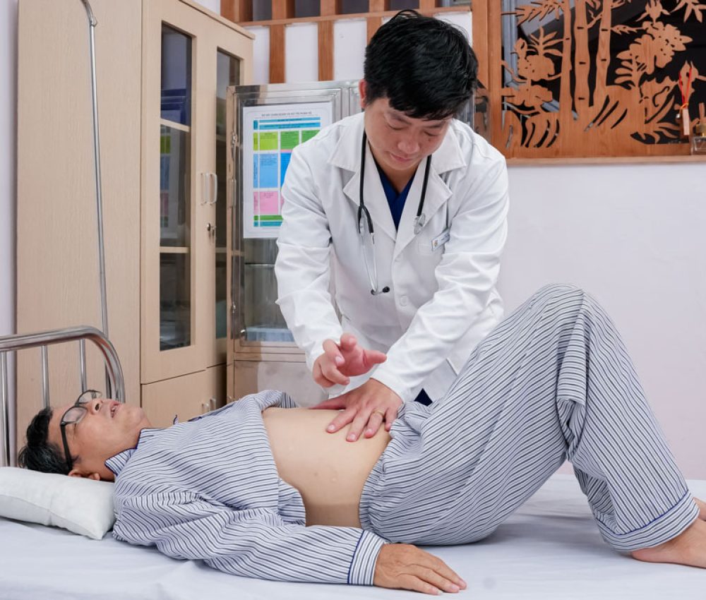 Tái khám nội khoa